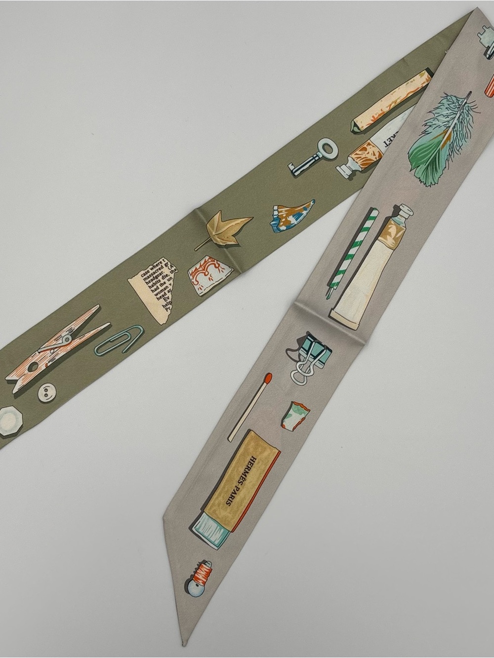 Hermès In the Pocket Silk Twilly Scarf Sage Green Taupe Objects Print - Picture 1 of 6